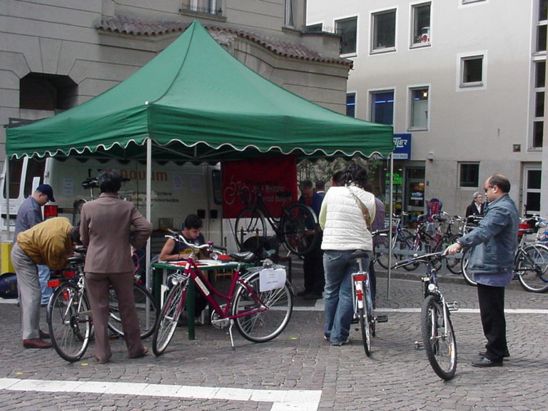 aggiusta biciclette bolzano